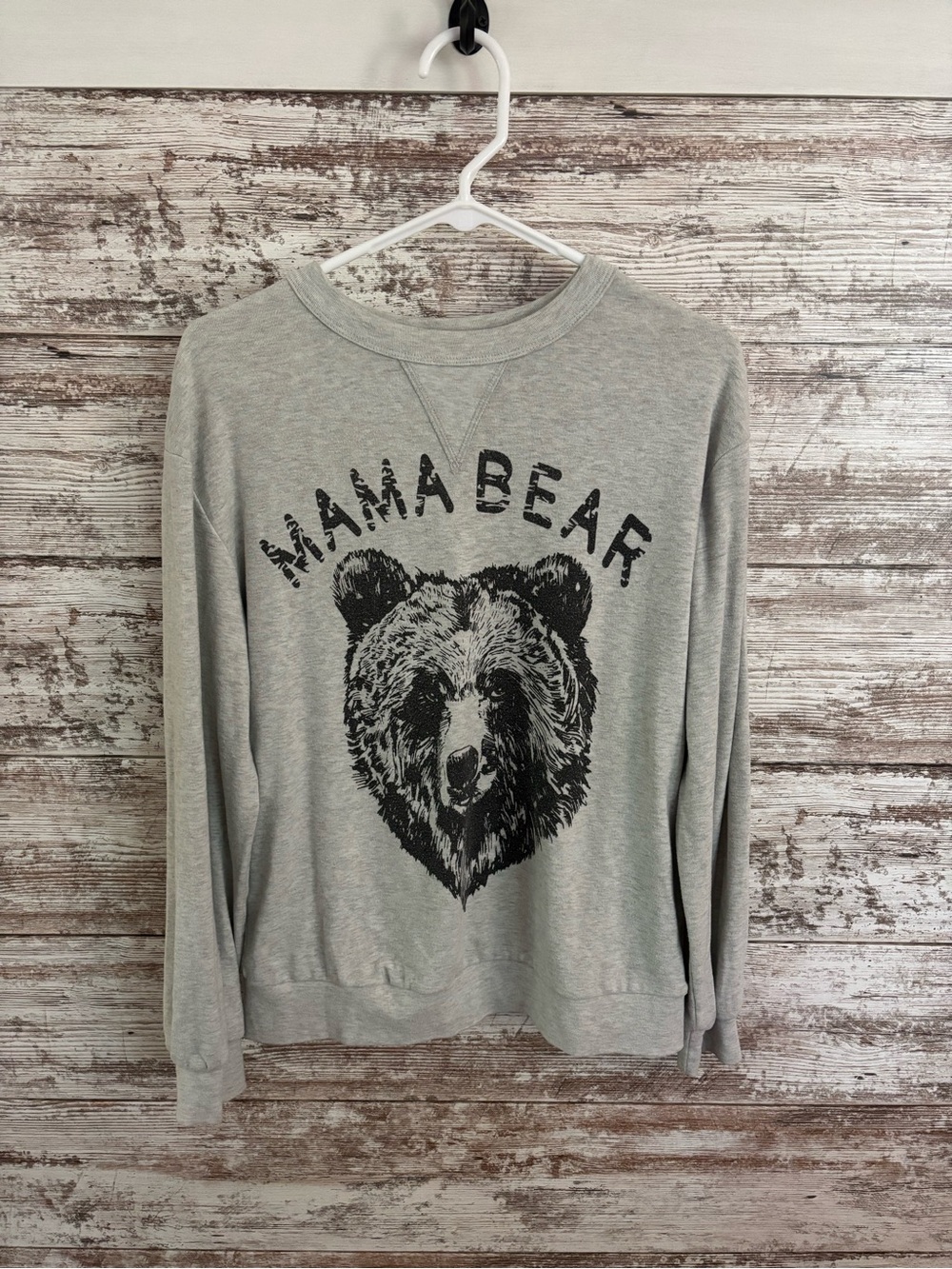 Mama Bear Graphic Crewneck Sweater - Gray